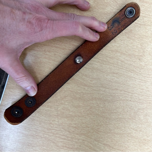 Handcrafted Tooled Leather Cuff Bracelet With Shotgun Shell Centerpiece - Picture 7 of 14